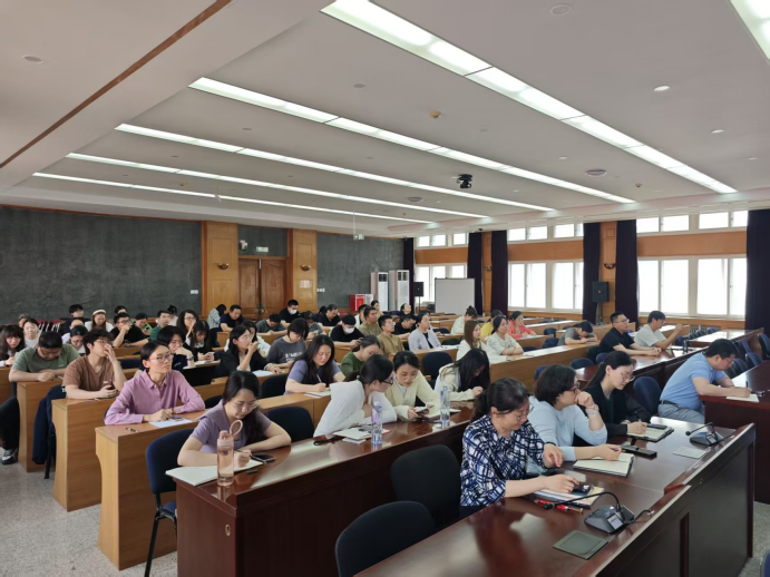 “青廉说”主题团日助力青年扣好廉洁“第一粒扣子”——辐射...